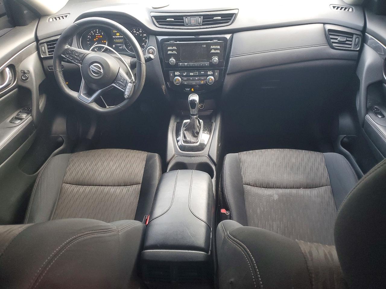 2017 Nissan Rogue VIN 5N1AT2MT9HC733276 photo 8