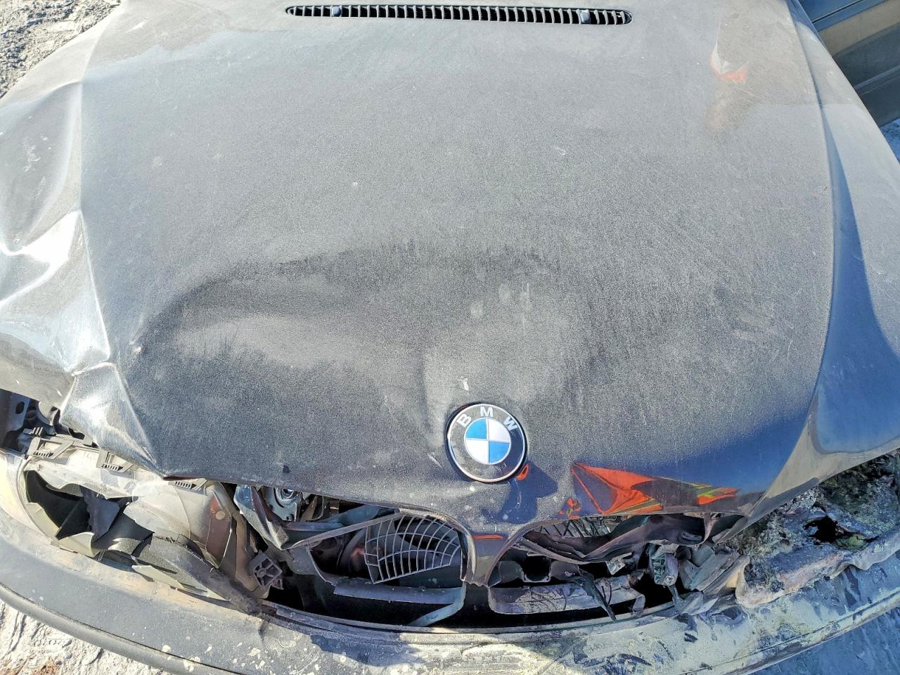 2003 BMW 3 series VIN WBAET37483NJ32600 photo 11