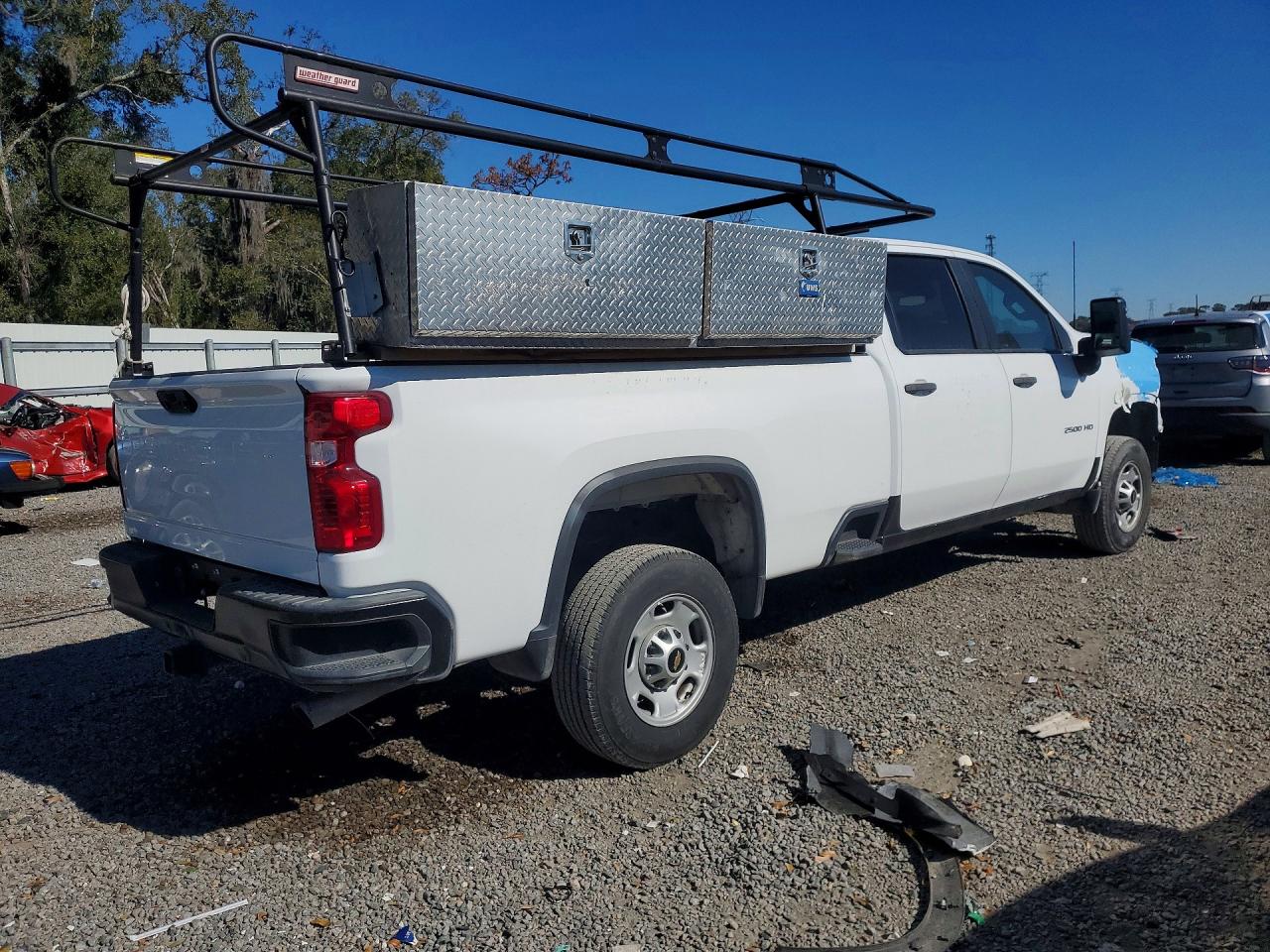 2024 Chevy Silverado VIN 1GC4WLE74RF260547 photo 3