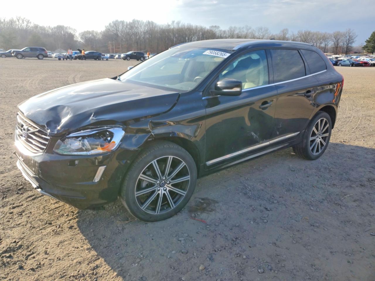 2016 VOLVO Xc60 VIN YV449MRM2G2880750 photo 1