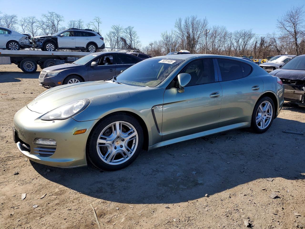 2012 Porsche Panamera VIN WP0AA2A7XCL011454 photo 1