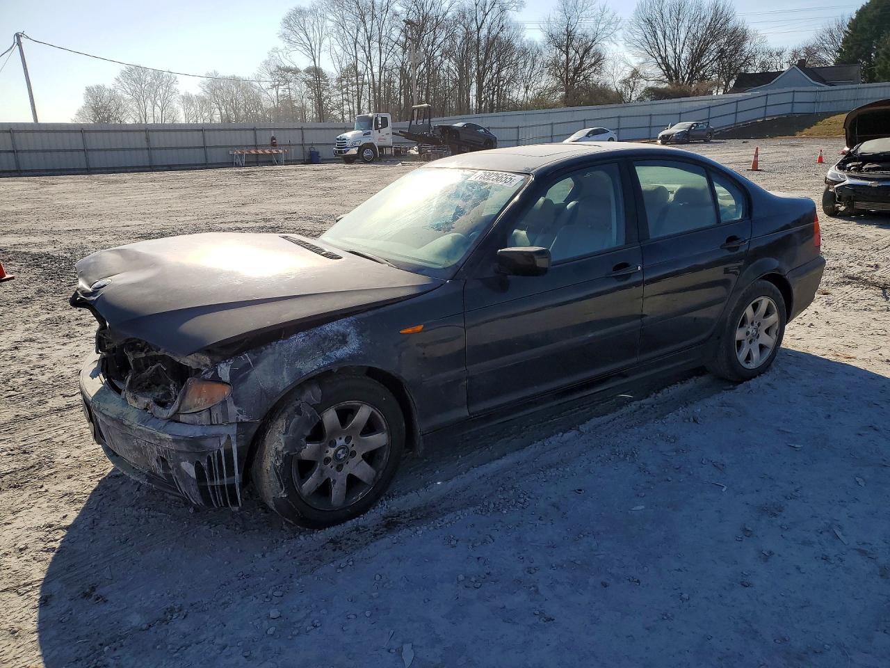 2003 BMW 3 series VIN WBAET37483NJ32600 photo 1