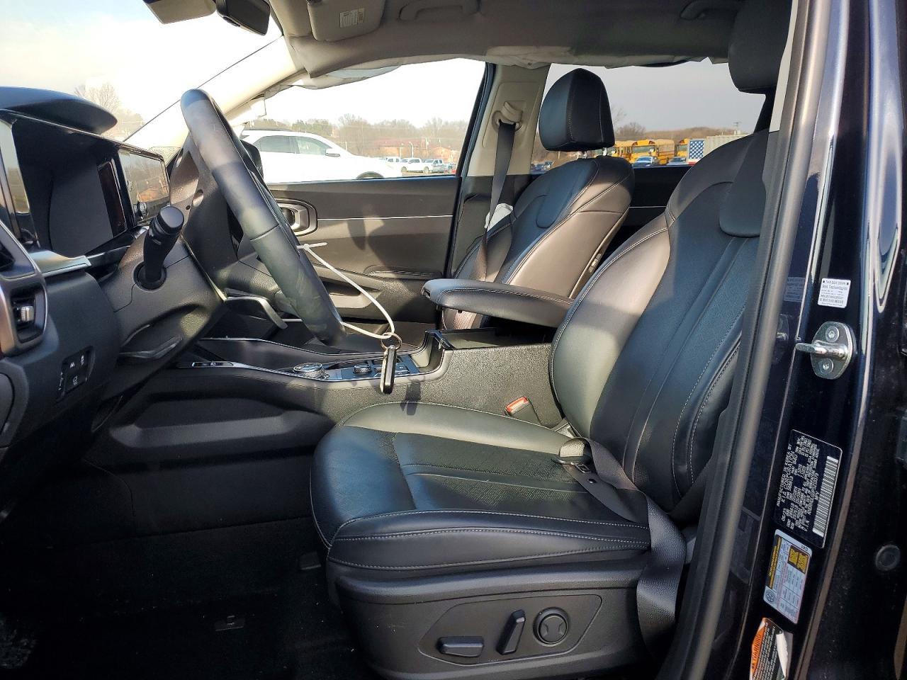 2023 Kia Sorento hybrid VIN KNDRHDLG0P5213379 photo 7