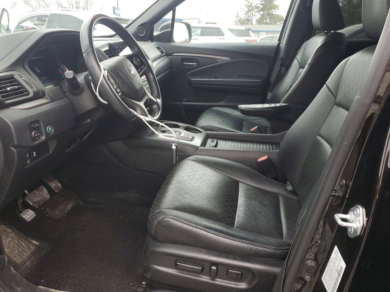2021 Honda Passport VIN 5FNYF7H50MB009430 photo 7