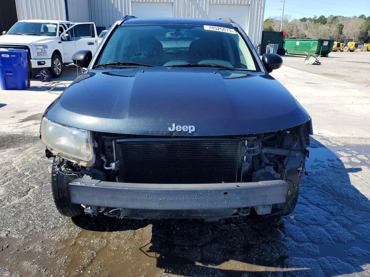 2016 Jeep Compass VIN 1C4NJCBA8GD560328 photo 5