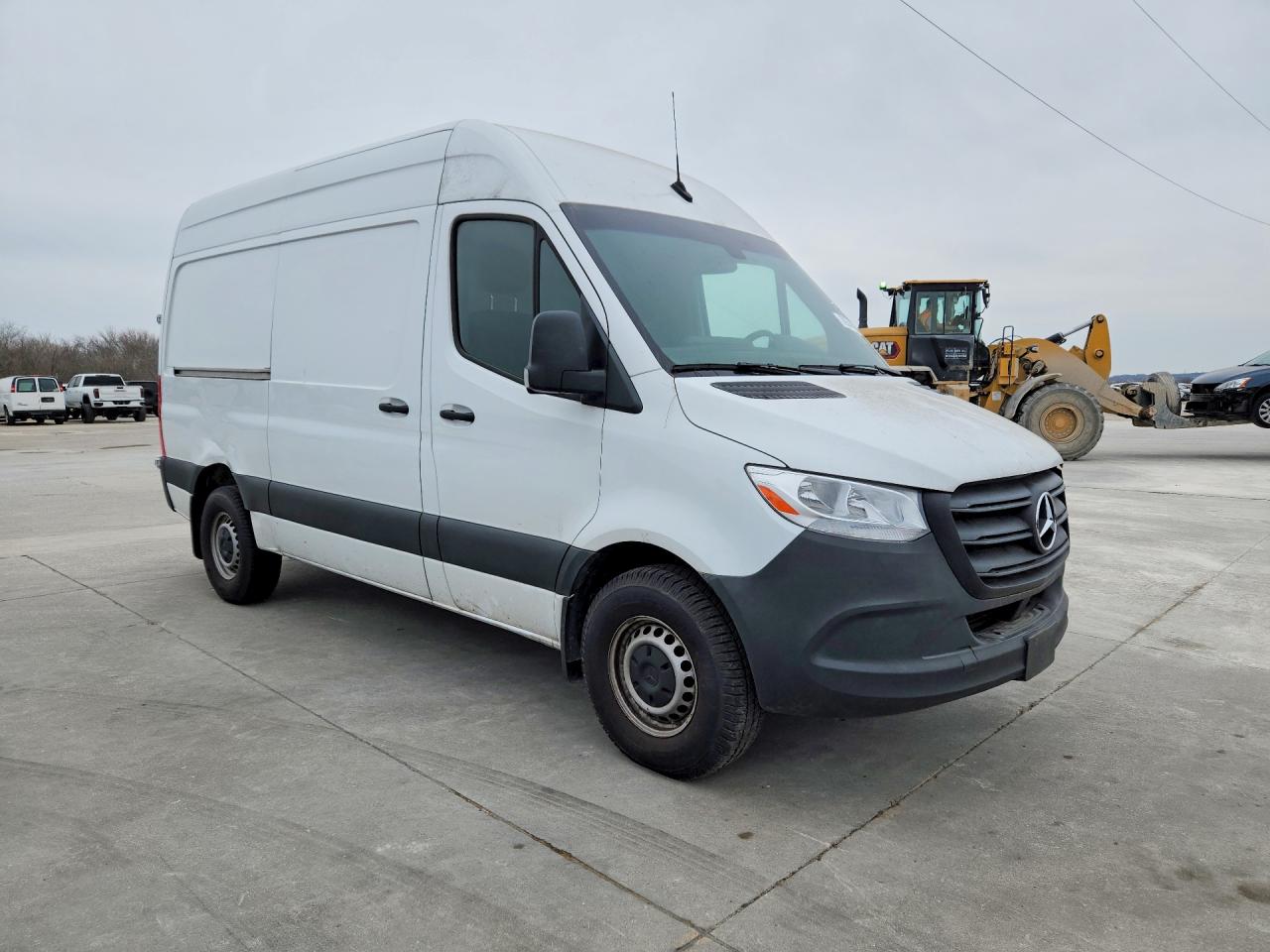 2024 Mercedes Sprinter VIN W1Y4NBHY9RT161379 photo 4