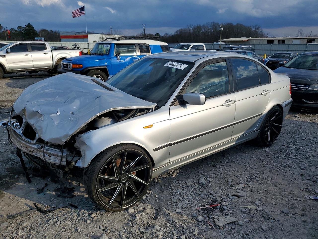 2005 BMW 3 series VIN WBAEV33495KX13267 photo 1