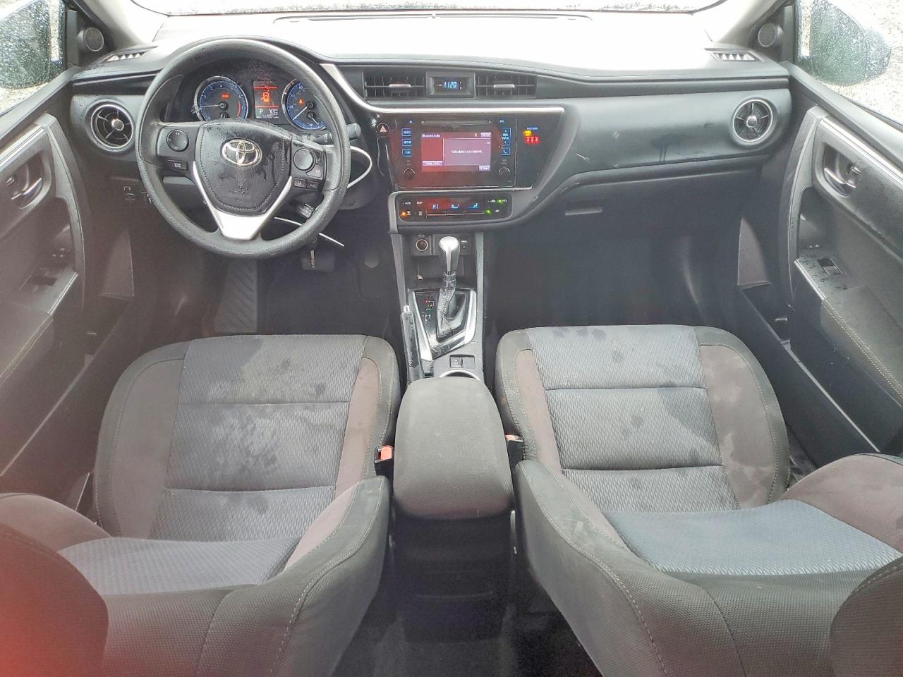2019 Toyota Corolla VIN 2T1BURHE2KC211601 photo 8