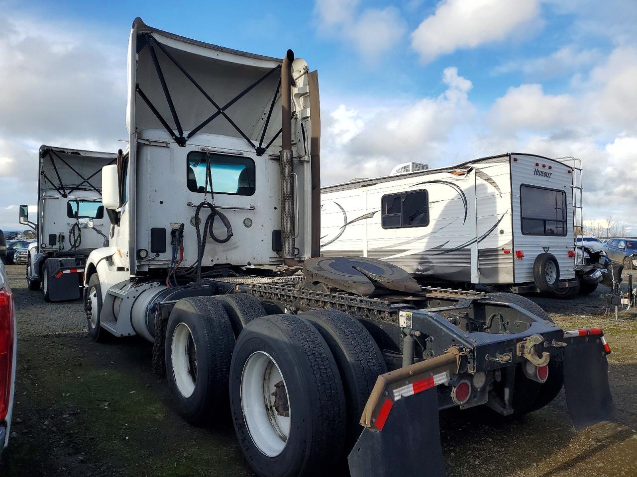 2018 PETERBILT All models VIN 1XPBD49X3JD479043 photo 3