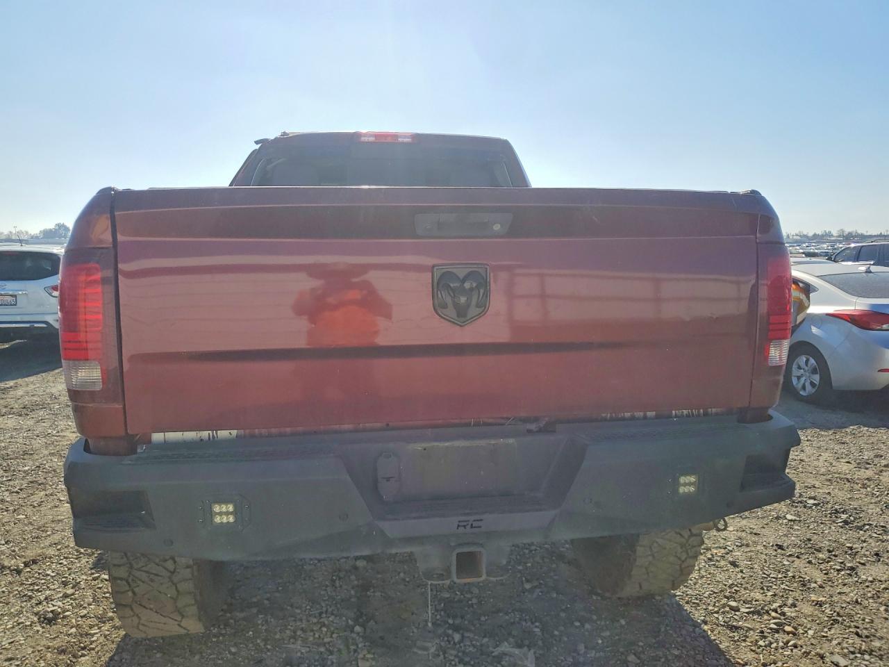 2017 Ram 2500 VIN 3C6UR5FL9HG667346 photo 6