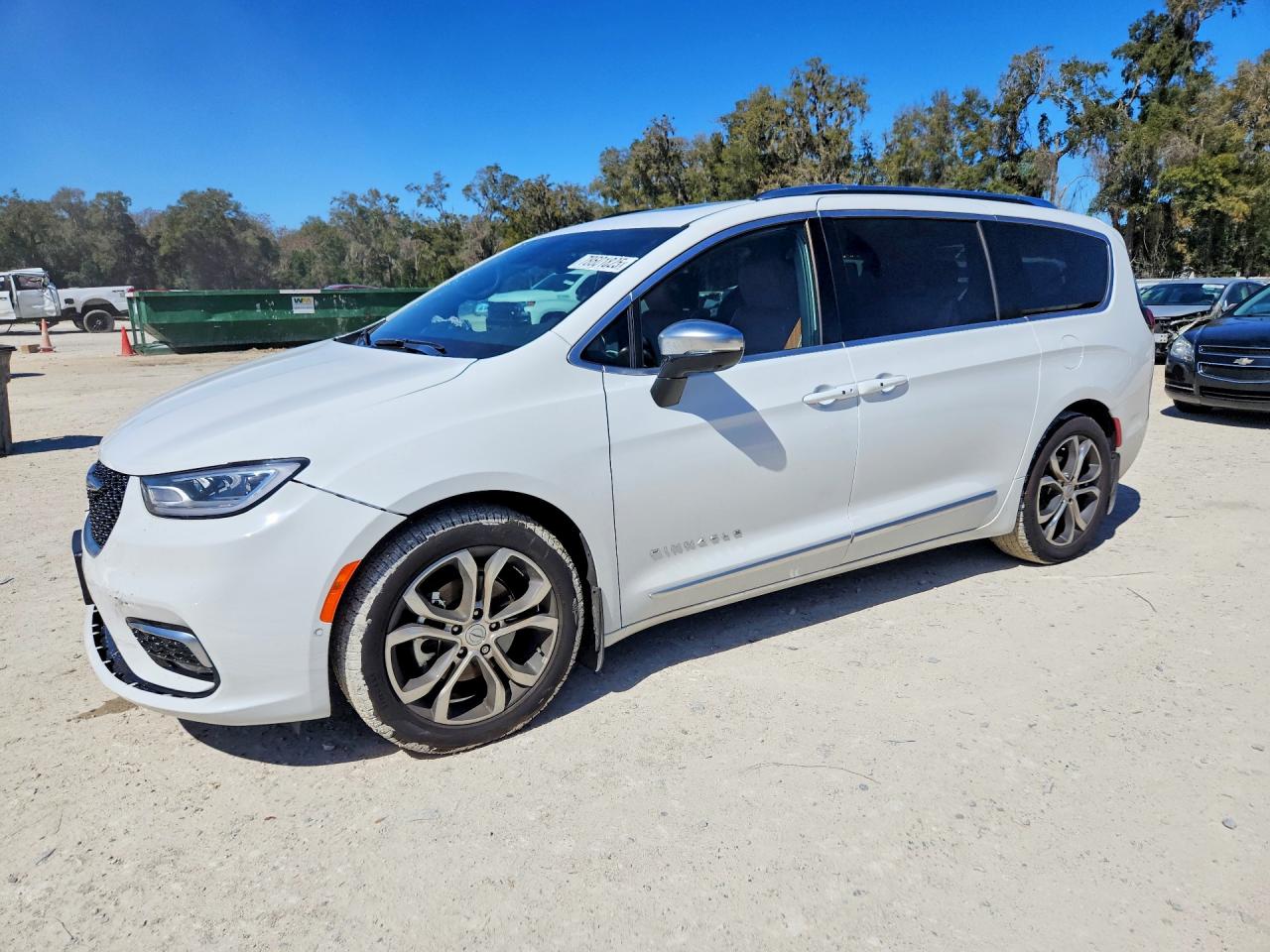 2026 CHRYSLER Pacifica VIN 2C4RC1PG2TR170877 photo 1