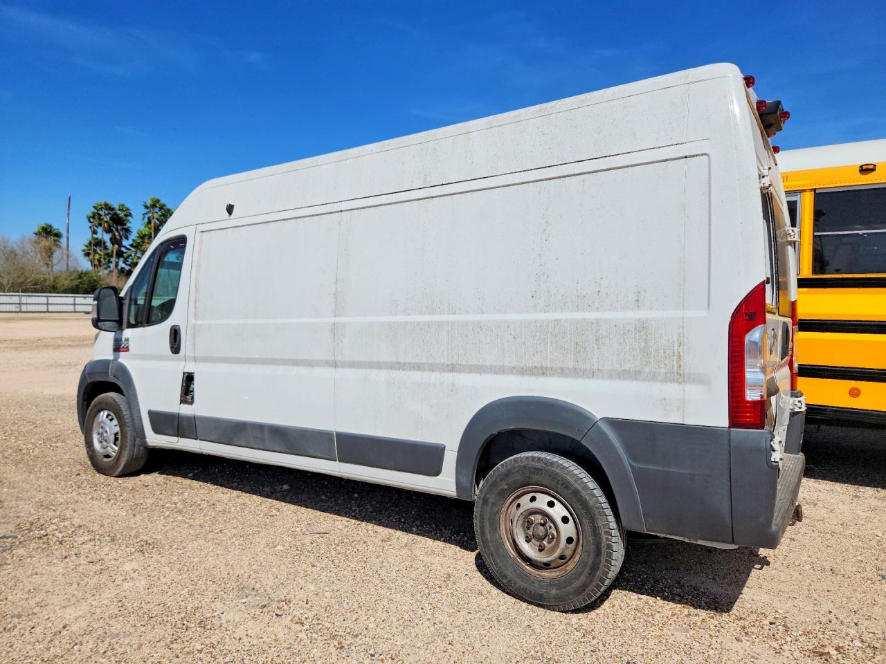 2014 Ram Pro master VIN 3C6TRVDD9EE125890 photo 2