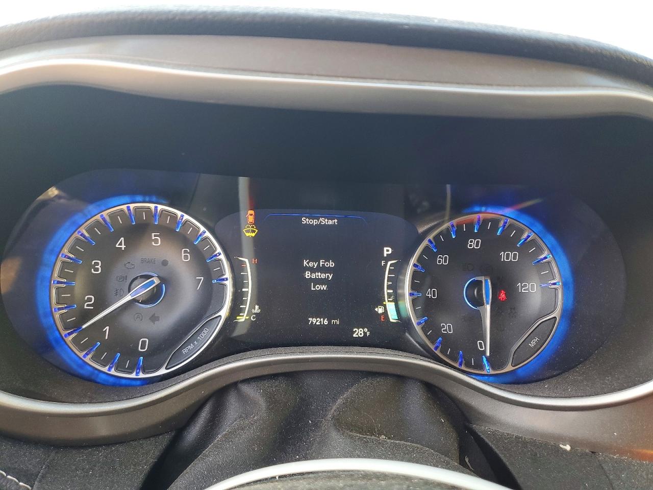 2024 Chrysler Pacifica VIN 2C4RC1BG8RR112563 photo 9