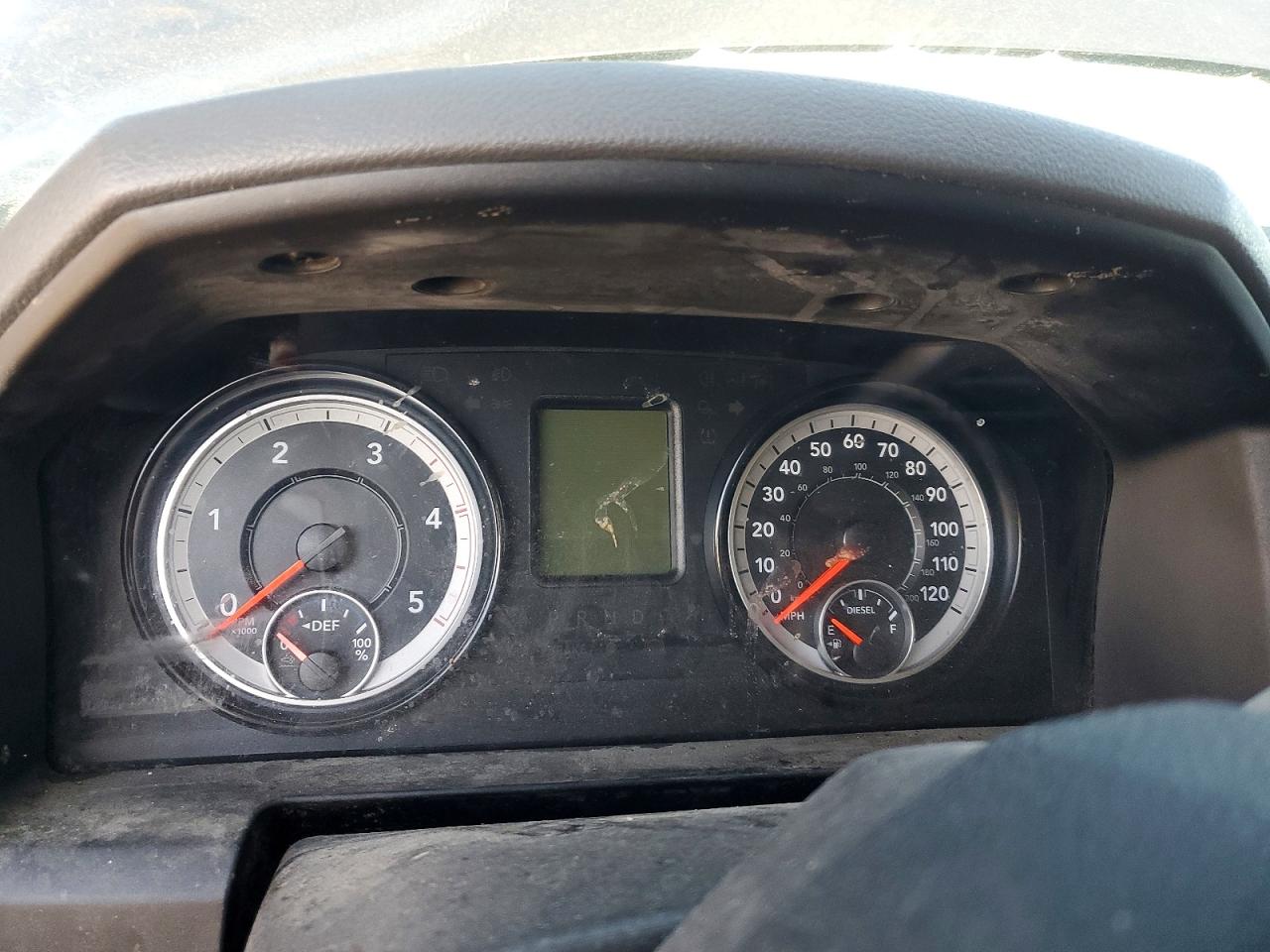 2017 Ram 2500 VIN 3C6UR5DL7HG561724 photo 9