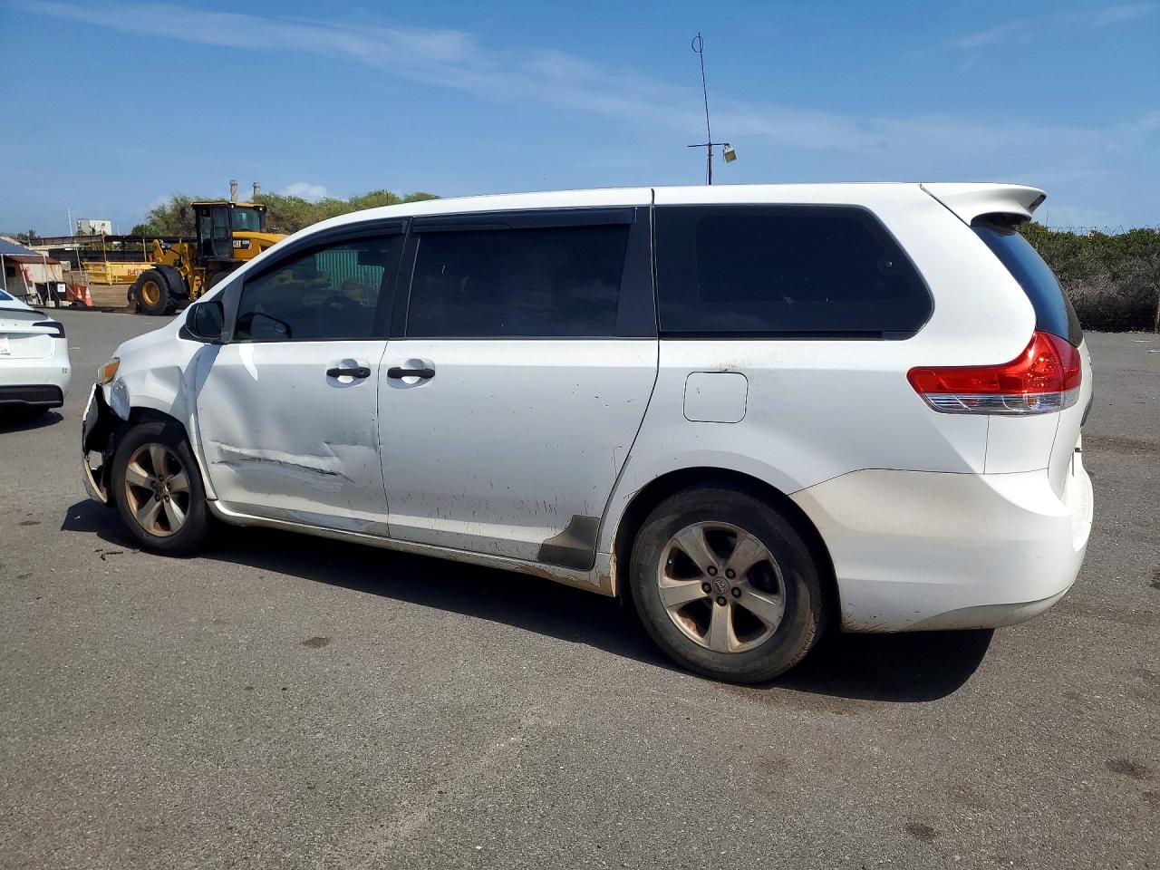2014 Toyota All models VIN 5TDZK3DC5ES420851 photo 2