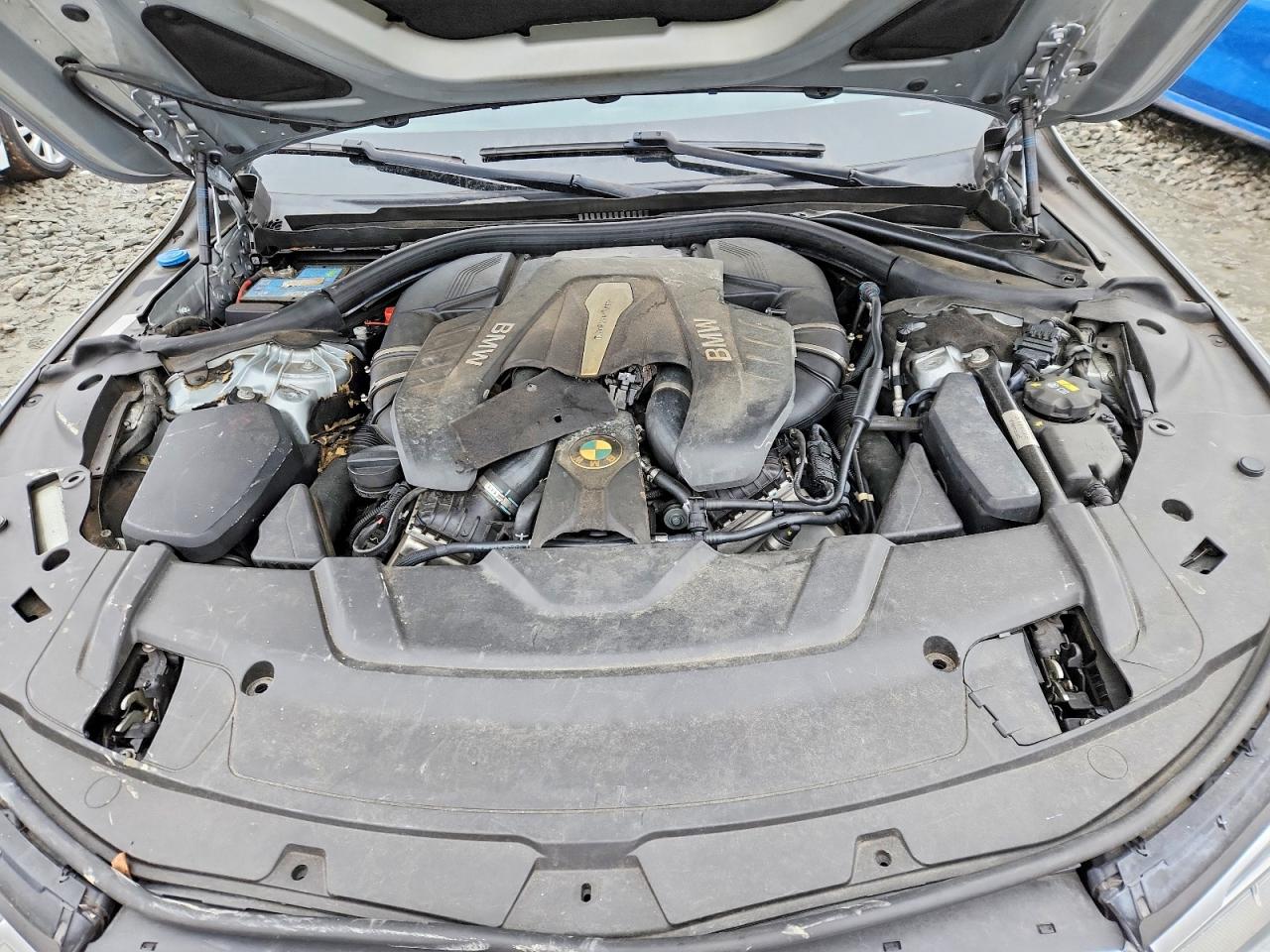 2016 BMW 7 series VIN WBA7F2C56GG416813 photo 11