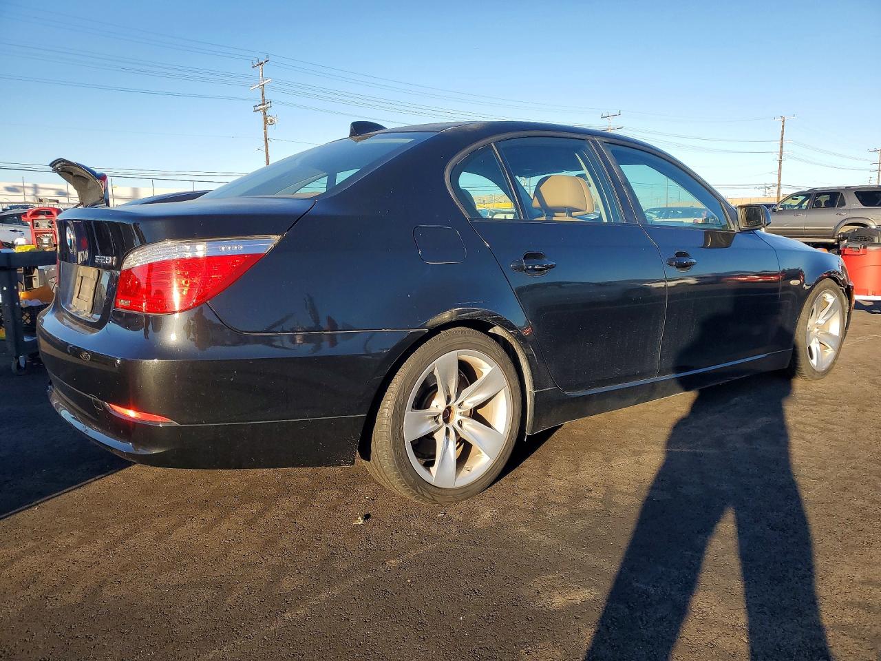 2010 BMW 5 series VIN WBANU5C59AC126448 photo 3