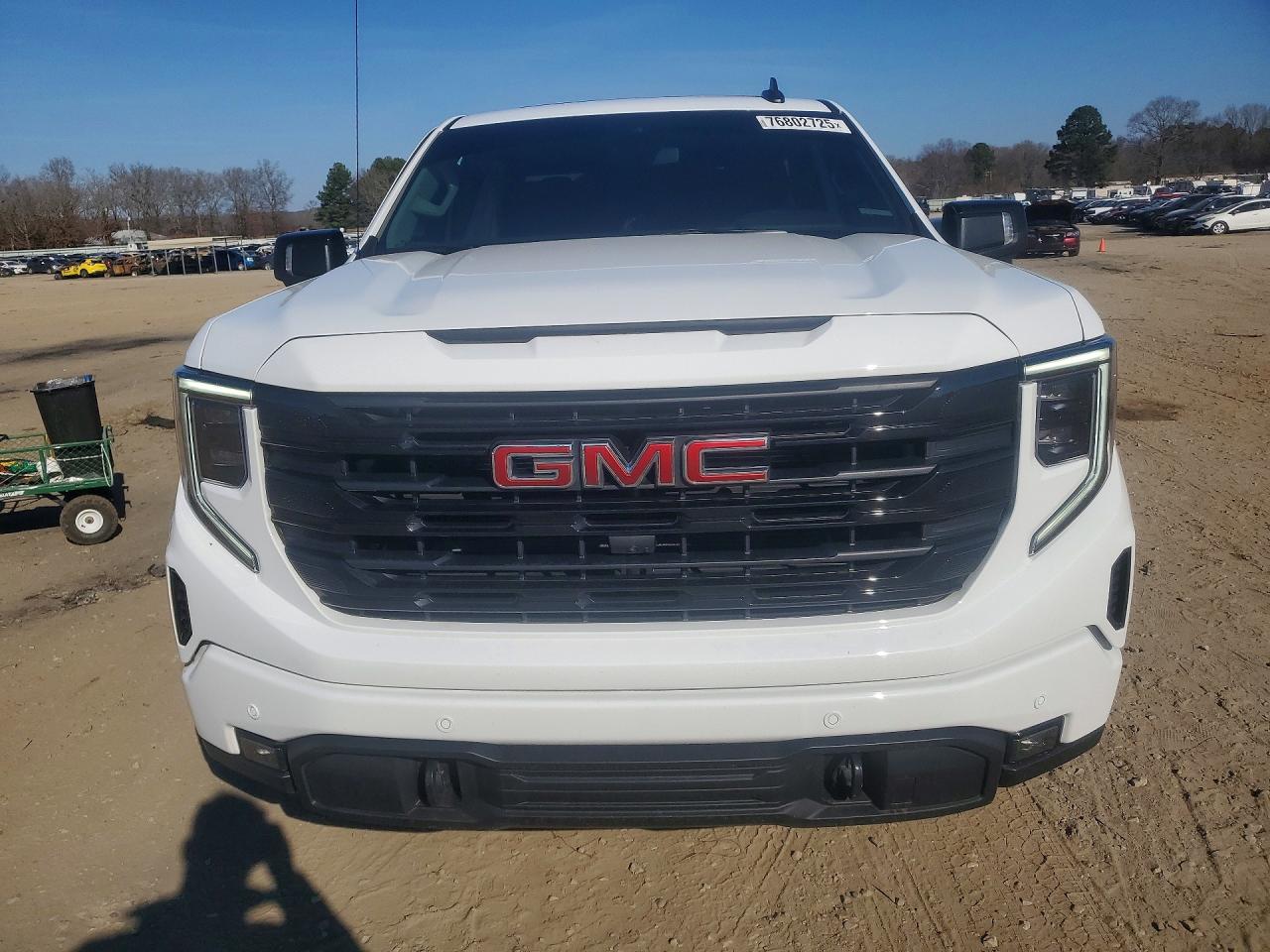 2026 GMC SIERRA VIN 1GTUUCED2TZ152641 photo 5