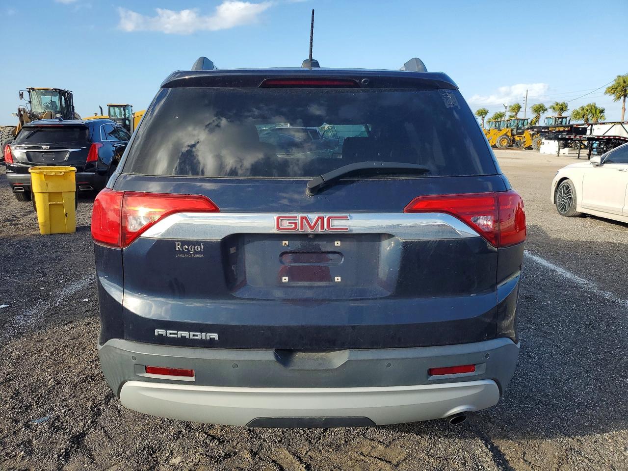 2017 GMC Acadia VIN 1GKKNLLA9HZ266368 photo 6