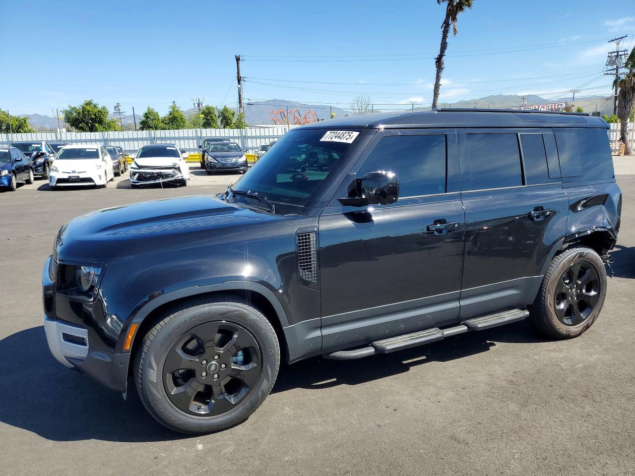 2025 Land Defender VIN SALEJ7EX3S2358808 photo 1