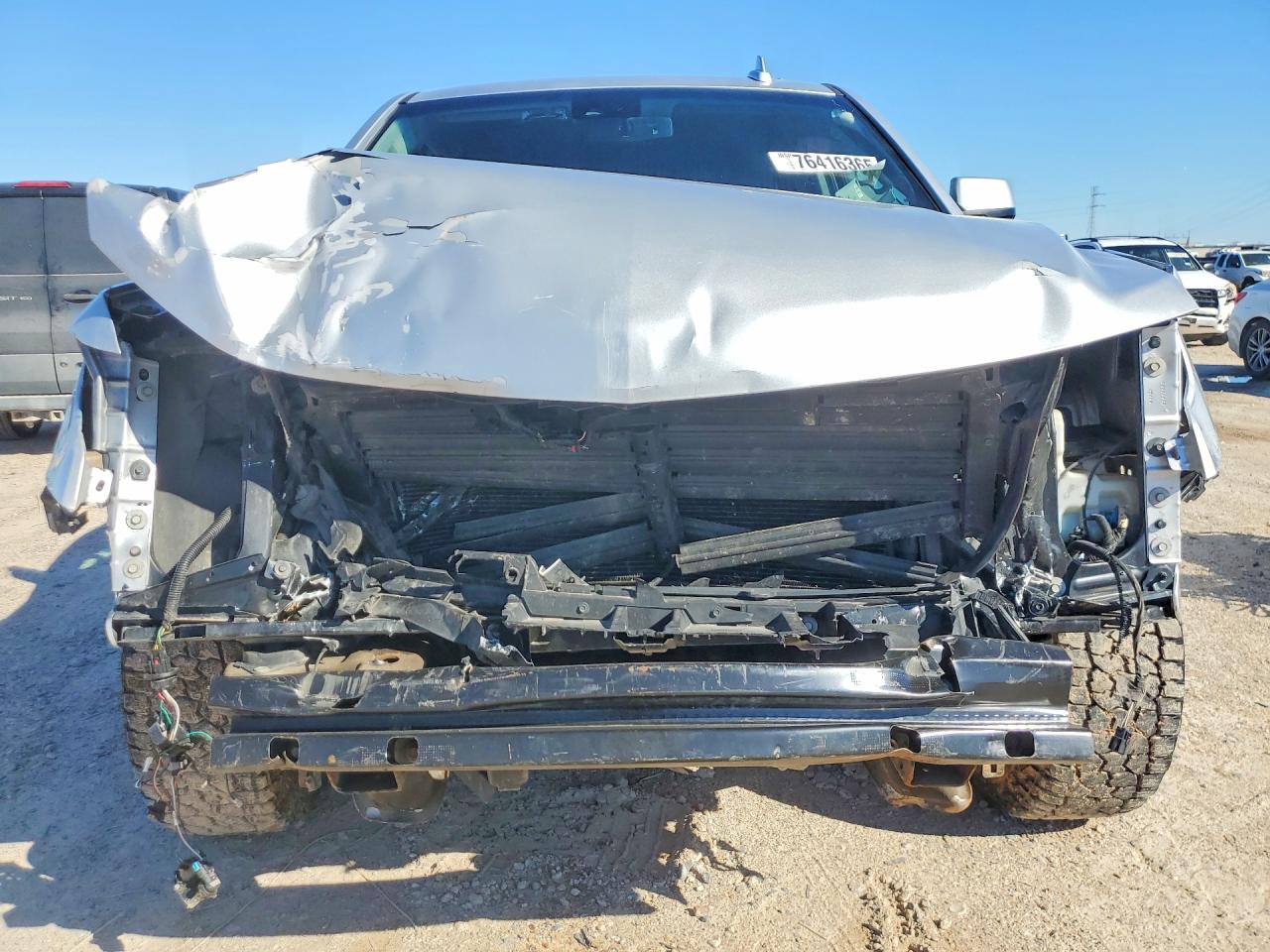 2019 Chevrolet Suburban VIN 1GNSKHKC2KR394535 photo 5