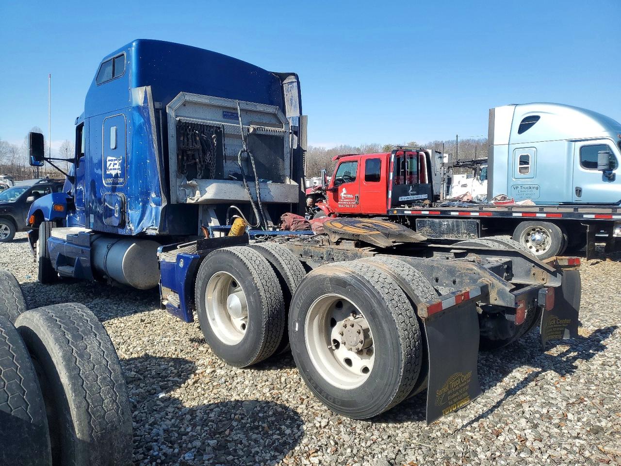 1995 KENWORTH All models VIN 1XKADB9XXSS680733 photo 3