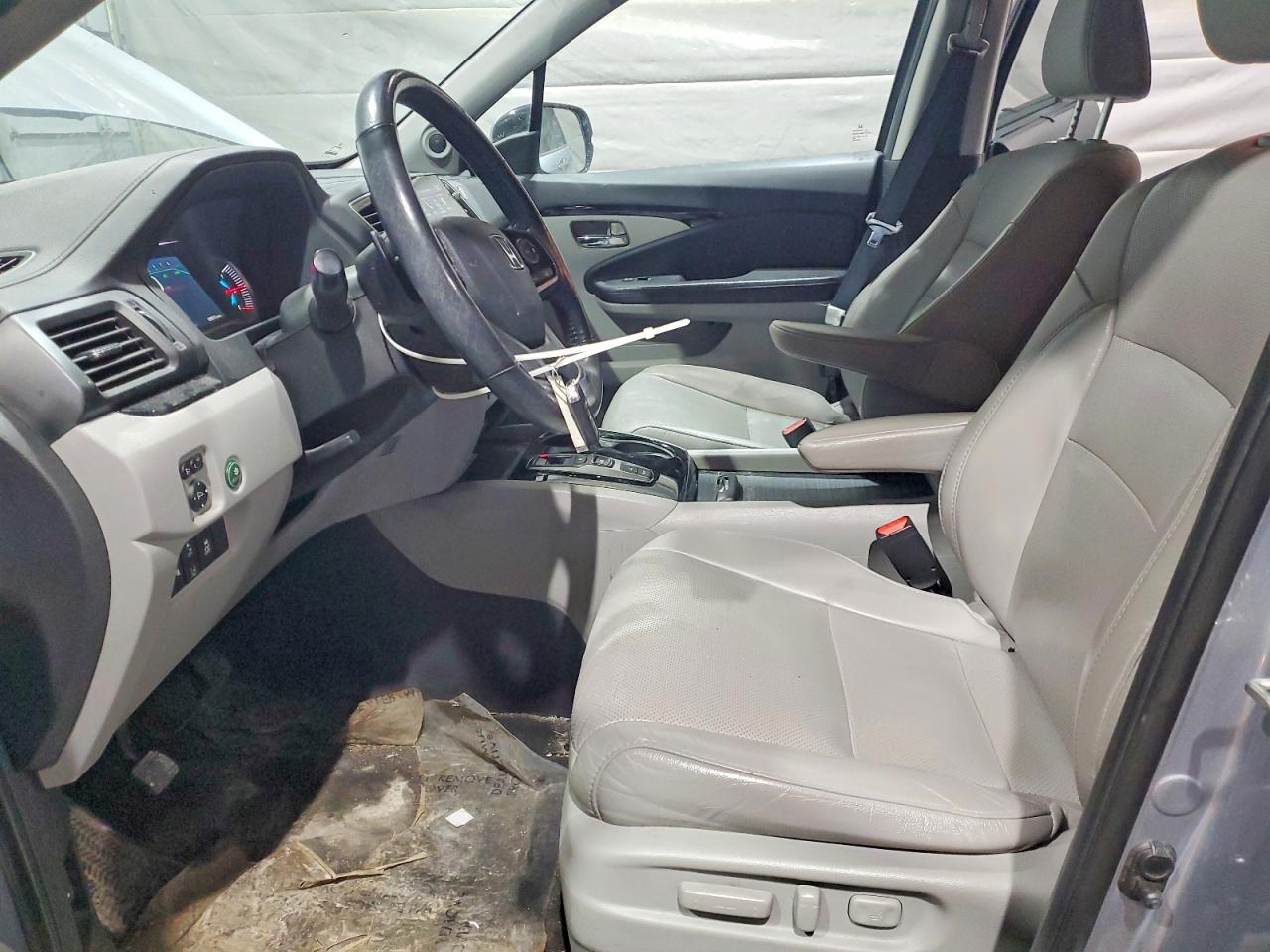2020 Honda Pilot VIN 5FNYF6H04LB015406 photo 7