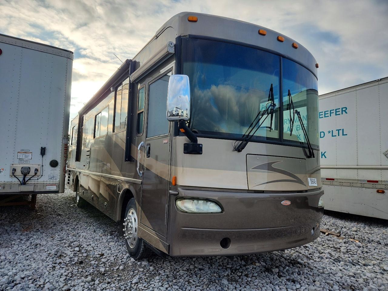 2007 WINNEBAGO All other VIN 4UZACJDC27CY96876 photo 1