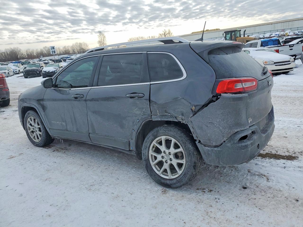 2016 Jeep Grand cher VIN 1C4PJLCB4GW229069 photo 2