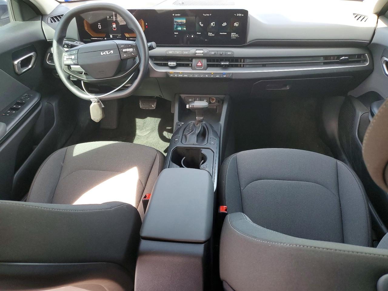 2025 Kia K4 lx VIN 3KPFT4DE8SE179459 photo 8