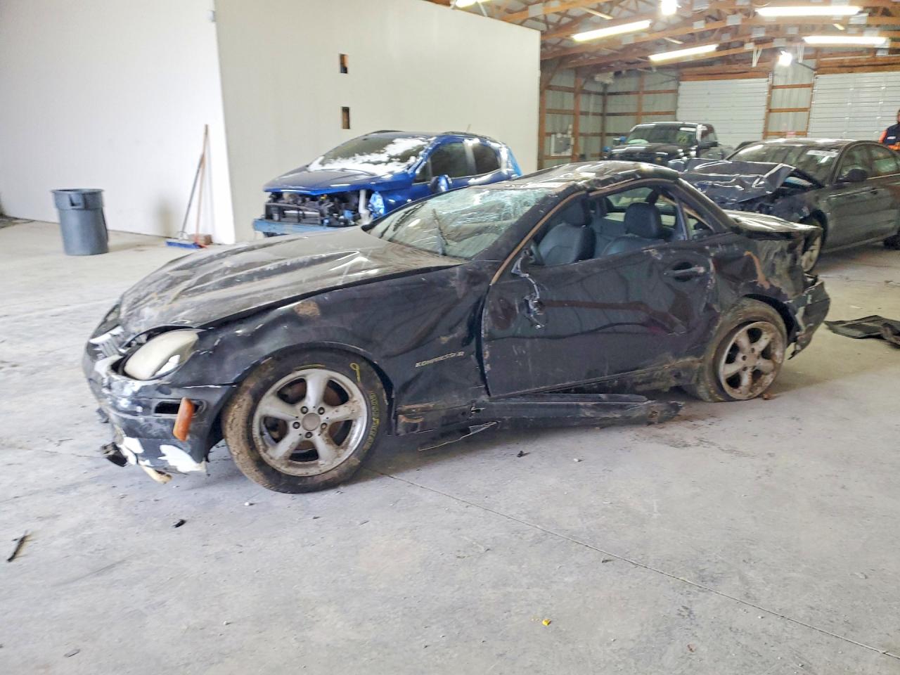 2002 Mercedes-Benz Slk-class VIN WDBKK49F72F268012 photo 1