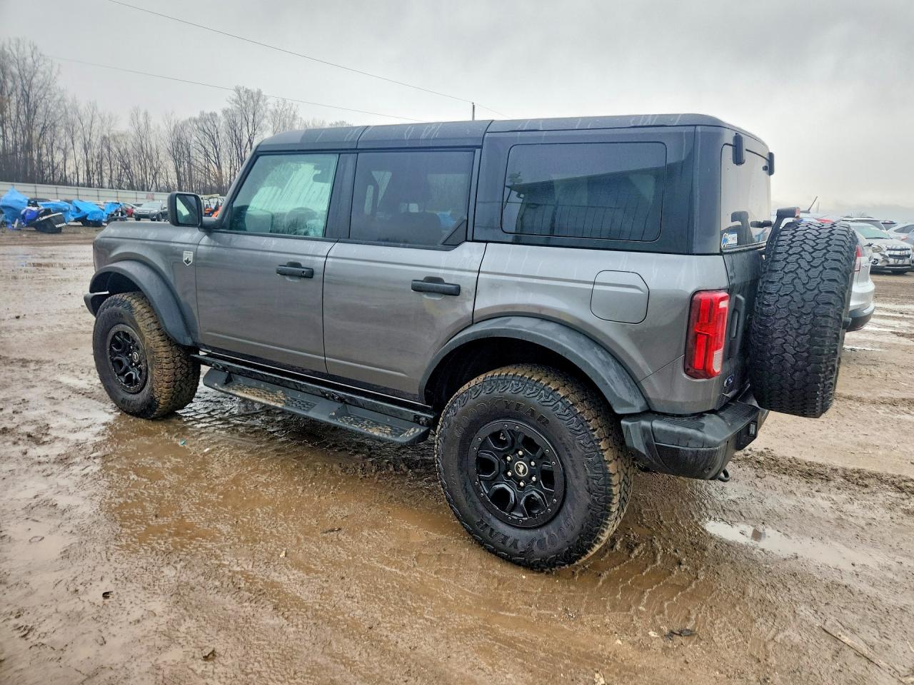2025 Ford Bronco big VIN 1FMEE7BH2SLA92163 photo 2