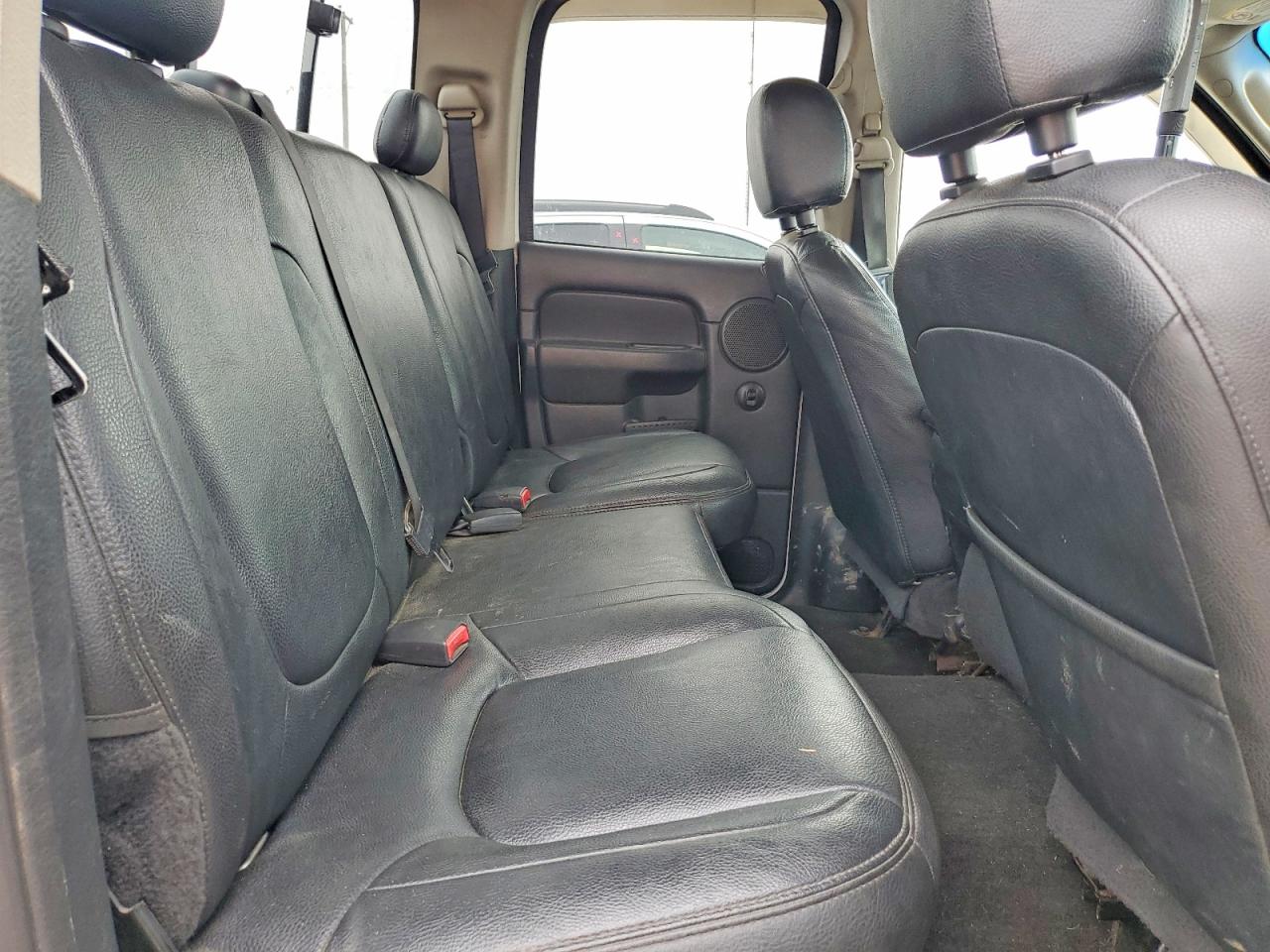 2005 Dodge Ram 1500 VIN 1D7HU18D65S303287 photo 10