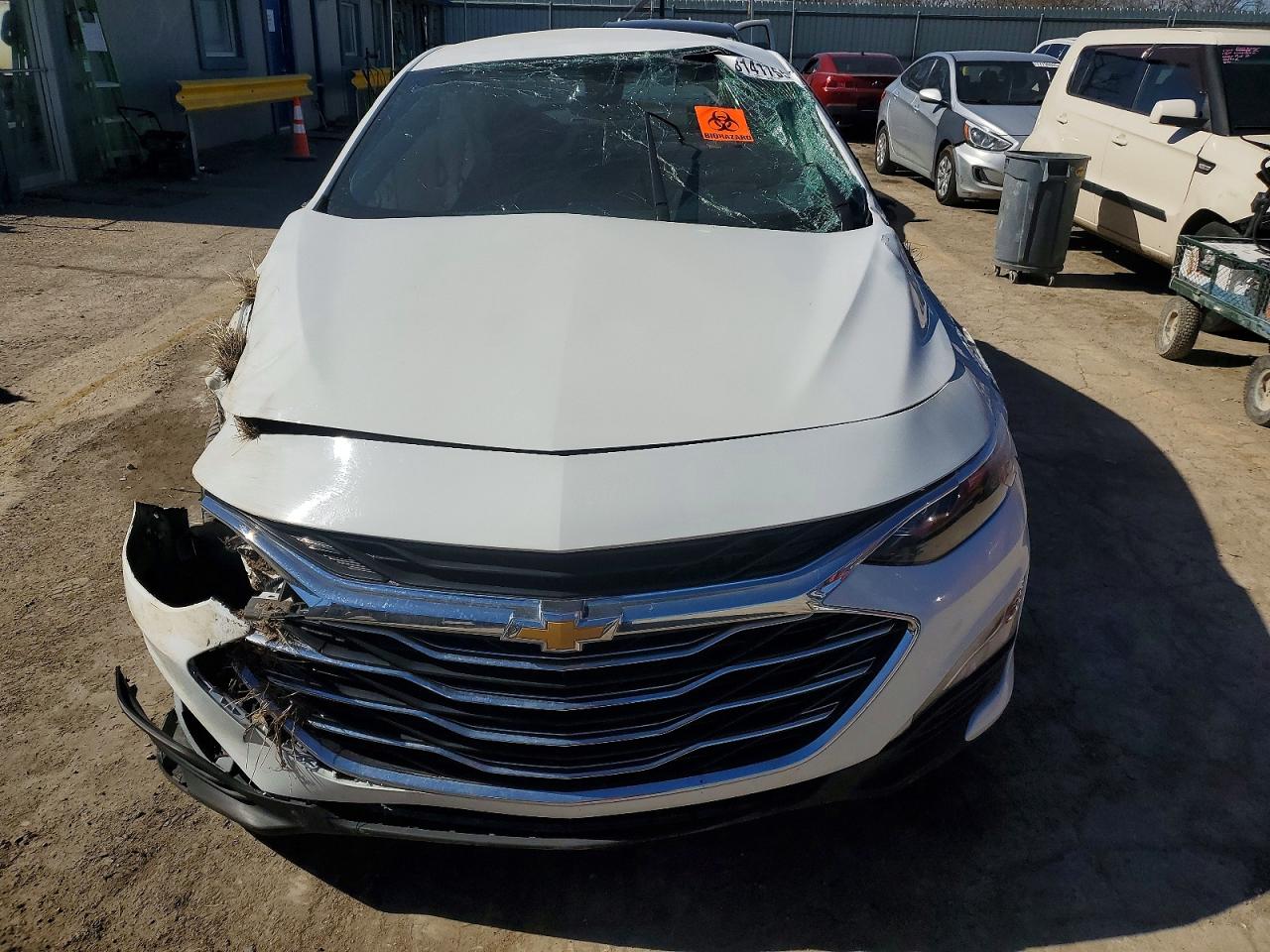 2022 Chev Malibu VIN 1G1ZD5ST7NF160826 photo 5