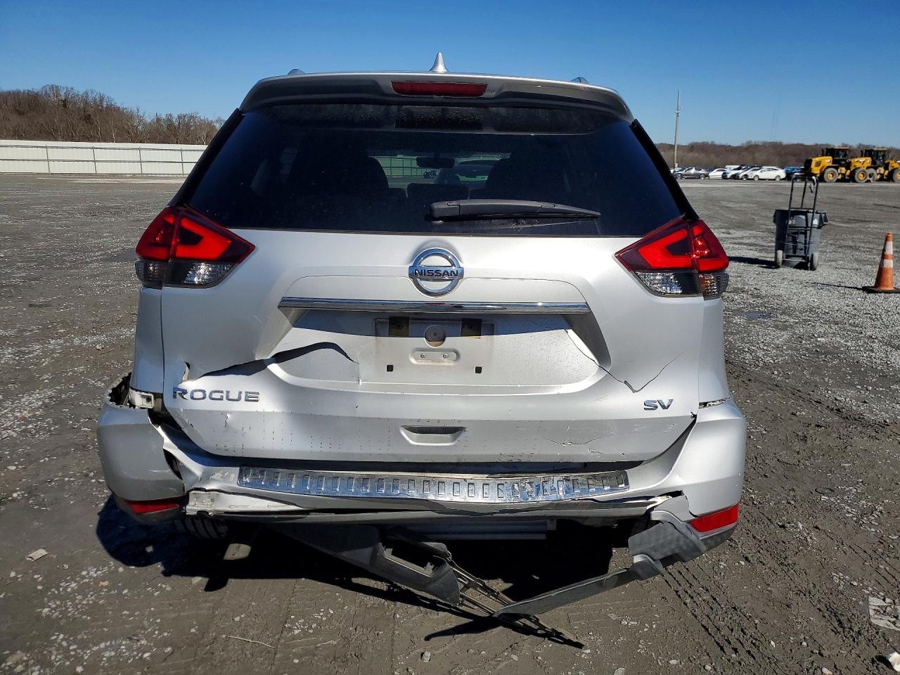 2018 NISS Rogue VIN KNMAT2MT3JP552760 photo 6