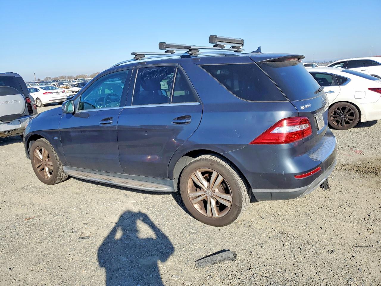 2012 Mercedes-Benz M-class VIN 4JGDA5HB5CA023429 photo 2