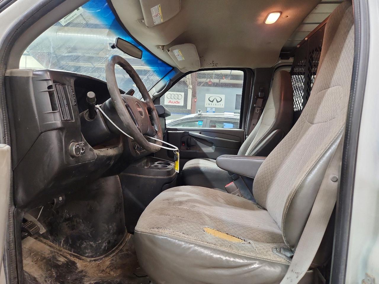 2012 GMC Savana VIN 1GTW7GCA2C1187727 photo 7