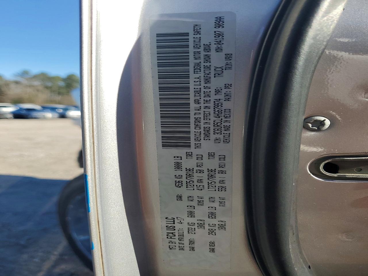 2017 Ram All models VIN 3C6UR5CL4HG679974 photo 12