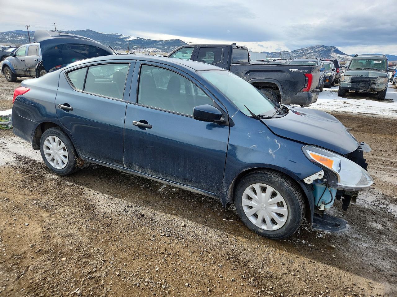 2016 Niss Versa VIN 3N1CN7AP8GL897796 photo 4