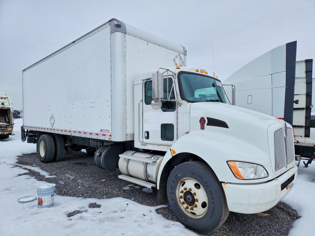 2016 KENWORTH All other VIN 2NKHHM6X6GM493198 photo 4