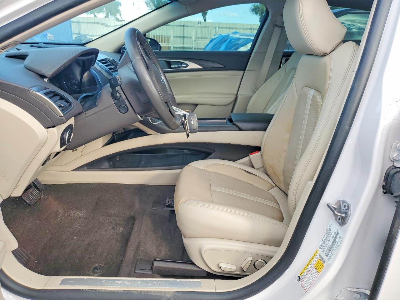 2020 Lincoln Mkz VIN 3LN6L5E92LR610827 photo 7
