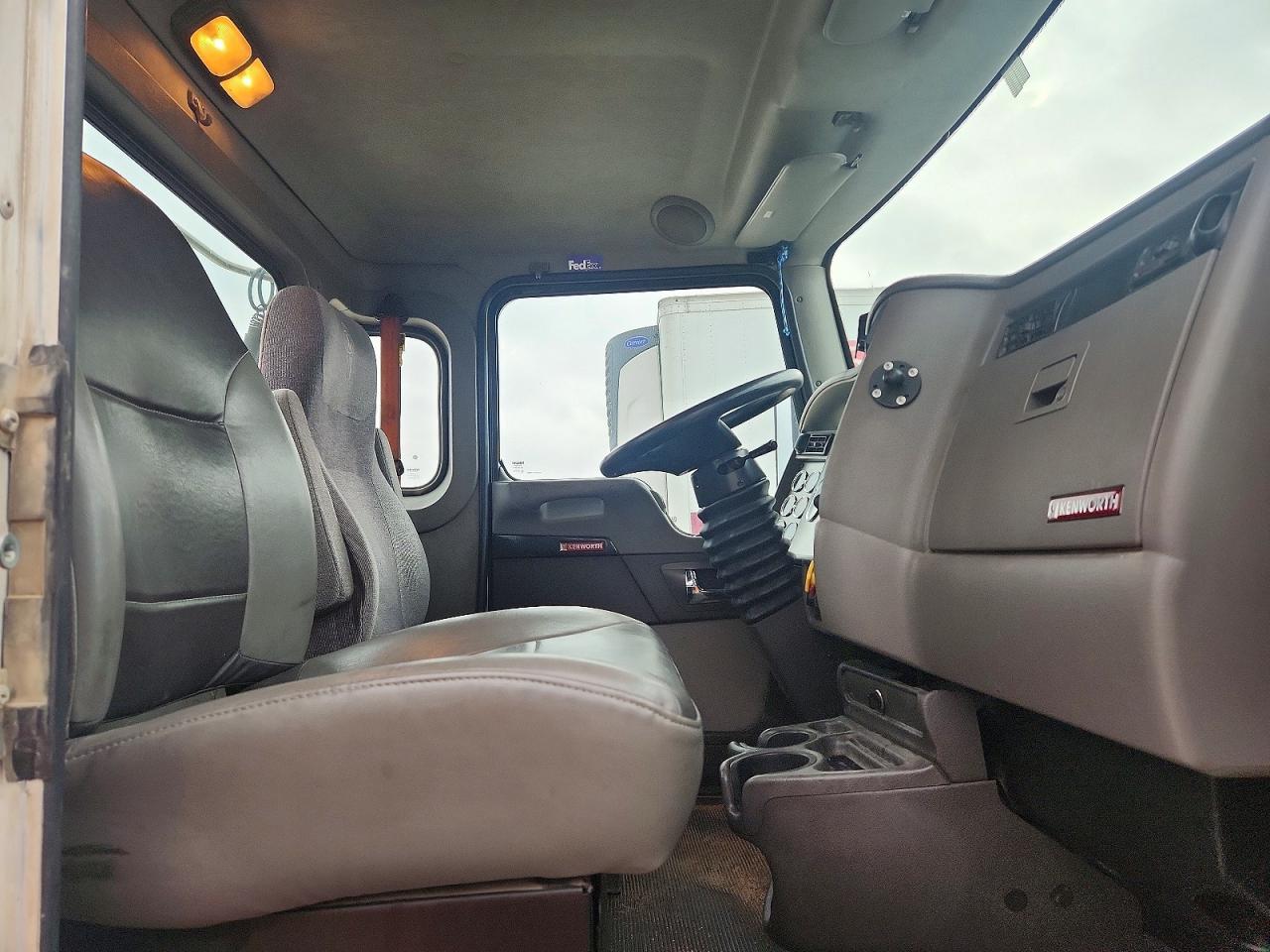 2016 KENWORTH All other VIN 2XKHAJ8X9GM497090 photo 6