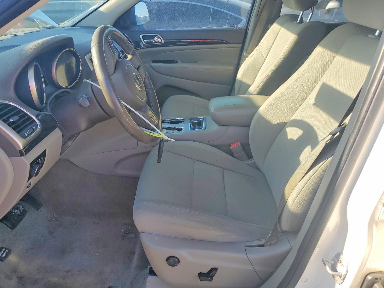 2011 Jeep Grand cher VIN 1J4RR4GG2BC514998 photo 7