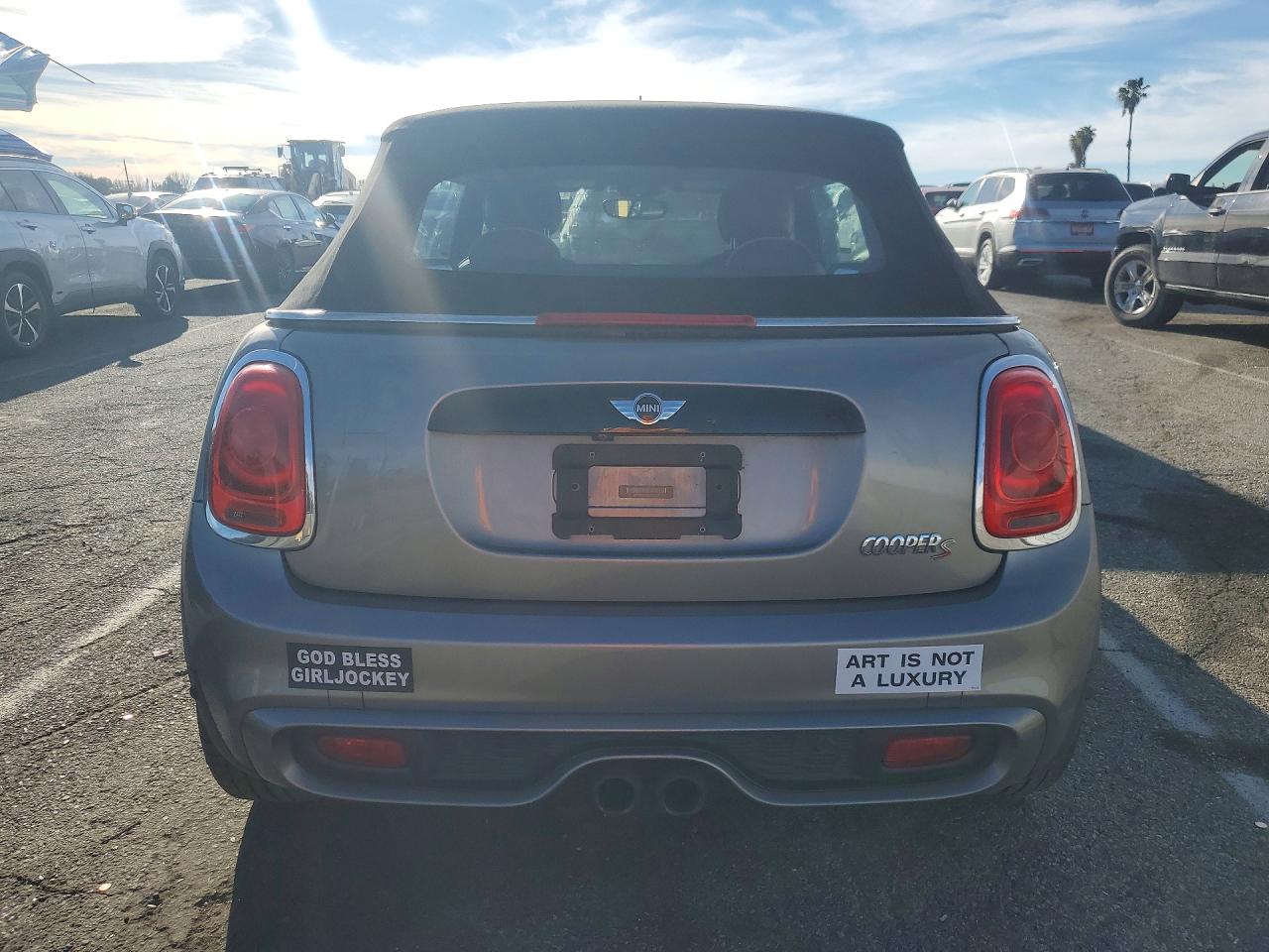 2016 Mini Cooper VIN WMWWG9C5XG3A91076 photo 6