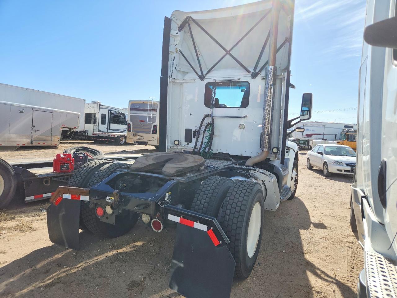 2018 PETERBILT All models VIN 1XPBA48X4JD478445 photo 4
