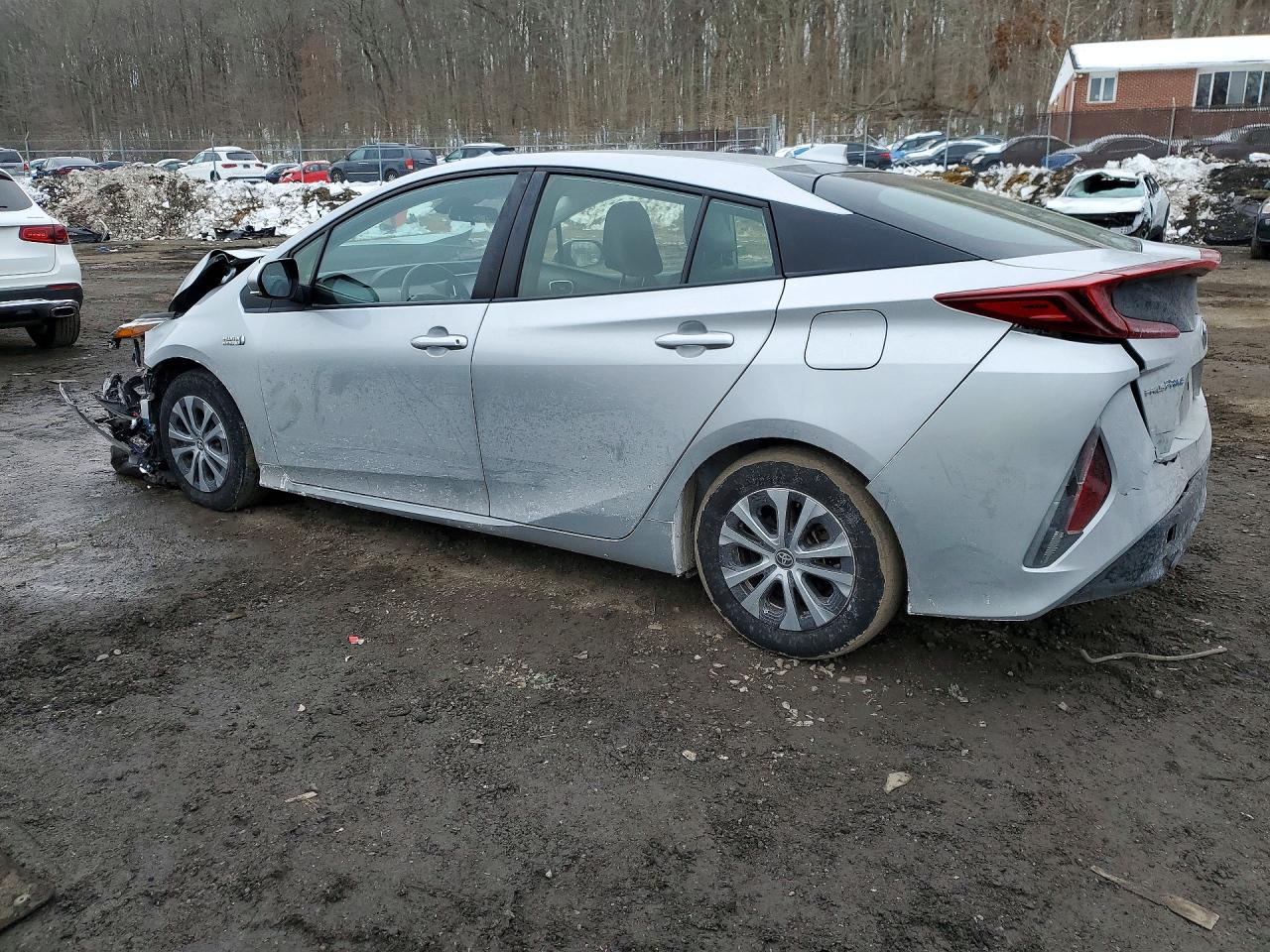 2022 TOYOTA Prius VIN JTDKAMFP6N3214675 photo 2