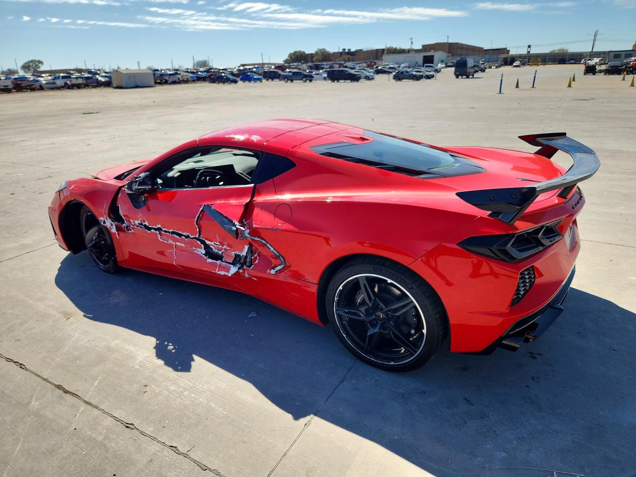 2024 Chevrolet Corvette VIN 1G1YA2D43R5110171 photo 2