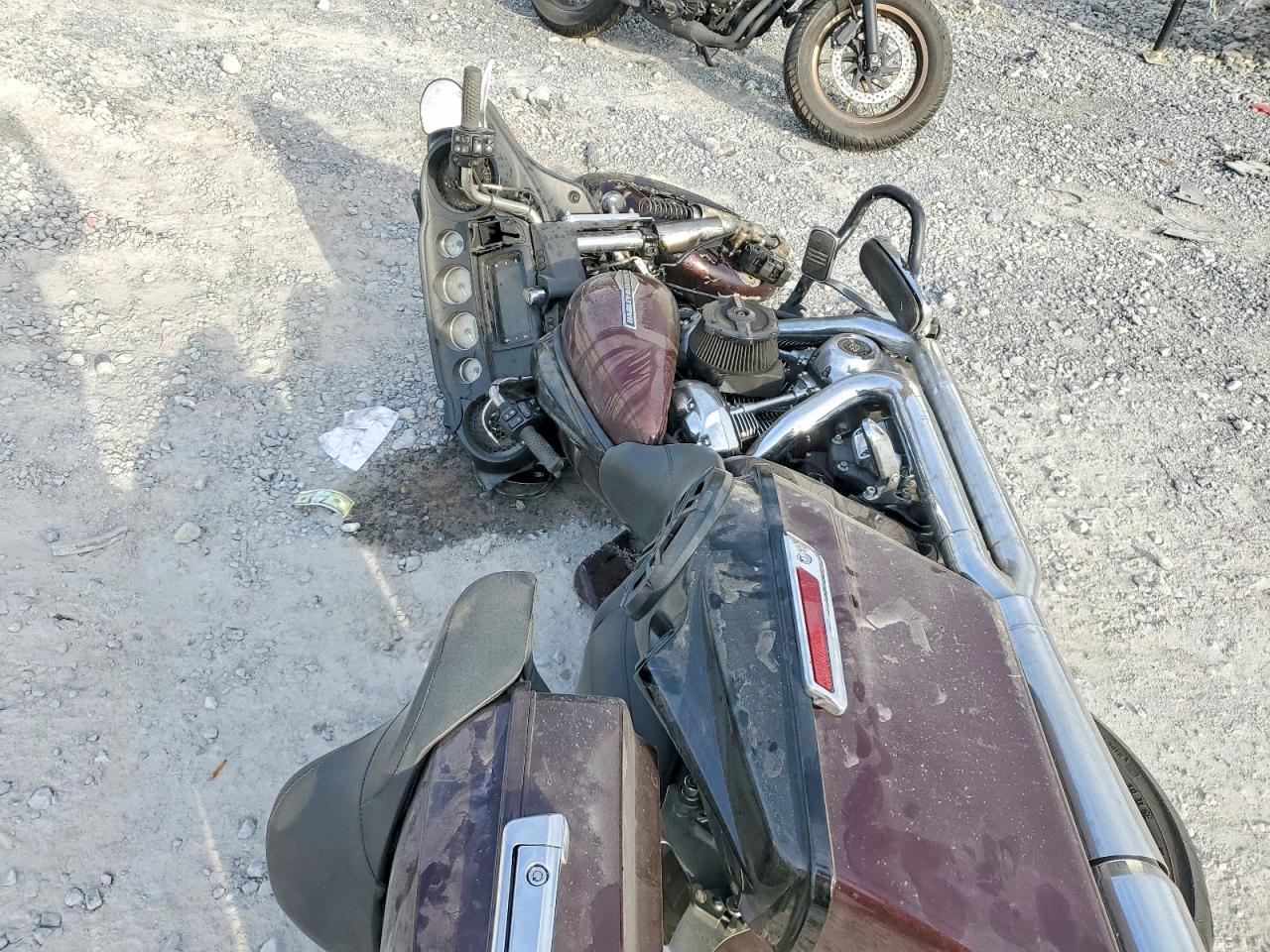 2022 HARLEY Fl VIN 1HD1KBC10NB657048 photo 6