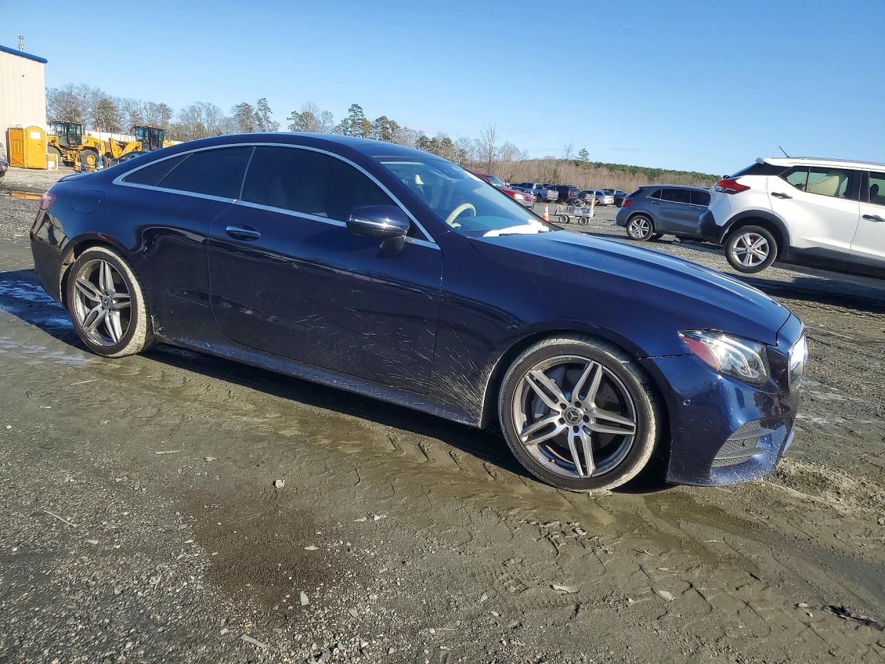 2018 Mercedes-Benz E-class VIN WDD1J6FB4JF011942 photo 4