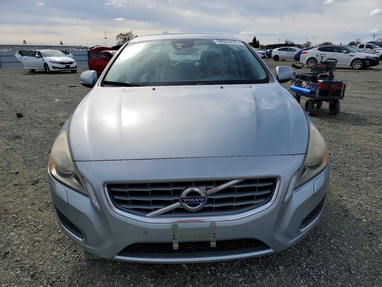 2013 Volvo S60 VIN YV1612FS3D1220500 photo 5
